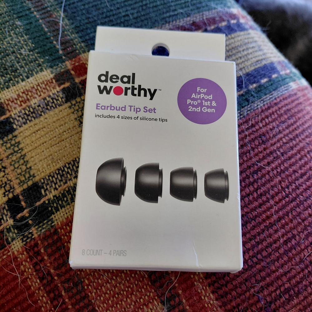 Deal Worthy Earbud Tip Set for AirPods